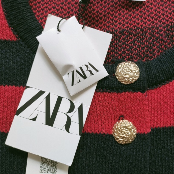 Zara | Knit Sweater Gold Buttons - Picture 16 of 16